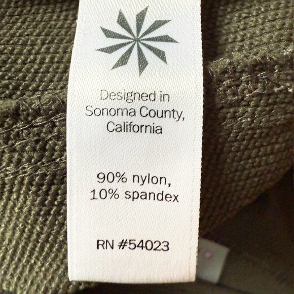 Athleta Technical Hiking Pant, Convertible w/ Toggle into Jogger, Olive, size 14 - Picture 5 of 6